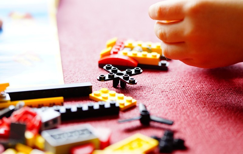 A murit inventatorul figurinelor Lego | Danezul Knudsen avea 78 de ani
