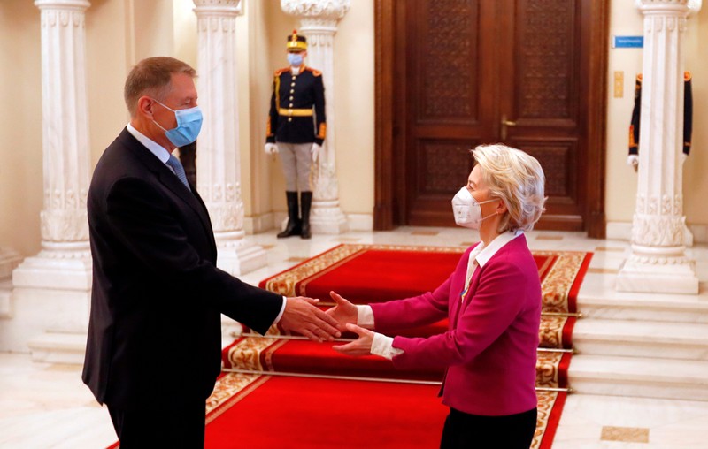 Președintele Comisiei Europene, Ursula von der Leyen, în vizită oficială în România, la Palatul Cotroceni, pe 3 martie 2022 | Foto: Profimedia