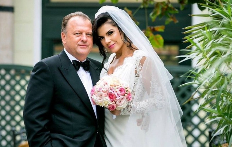 Irina Nicolae și Marius Vizer sărbătoresc șase ani de căsătorie. Au organizat o petrecere în cinstea lor