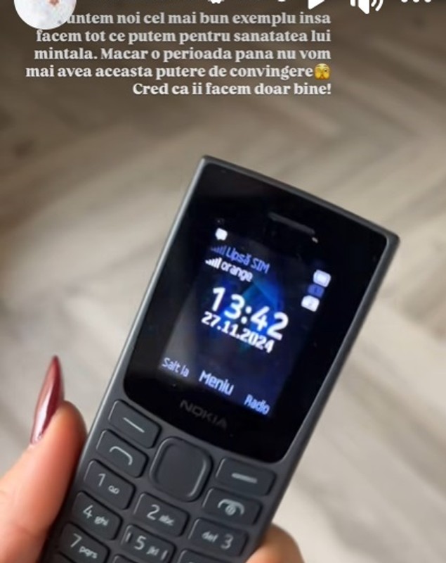 De ce Andreea Bănică i-a luat băiatului ei telefon cu butoane și nu unul performant: „Cu ăsta se descurcă și îi este de ajuns”