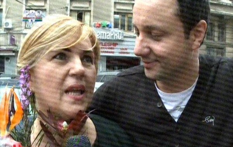 Măruţă a făcut-o pe Nicoleta Voica să plângă, în mijlocul străzii