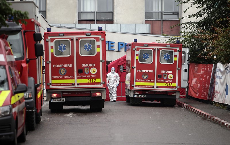 Bilanţ COVID: sub 5.000 de cazuri noi. 76 de decese, raportate în ultimele 24 de ore