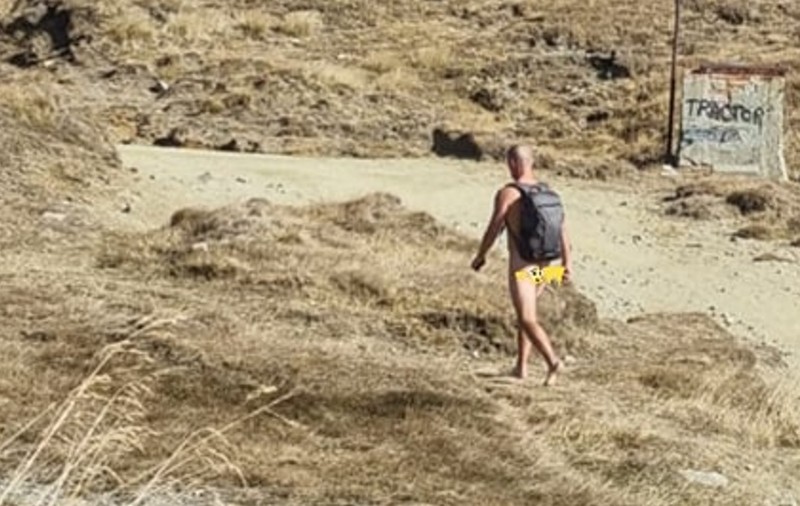 Un turist, surprins dezbrăcat în drum spre Vârful Omu. Postarea salvamontiștilor a devenit virală: „Se călește pentru facturile de iarnă”