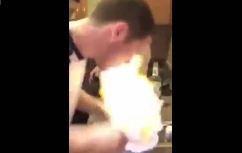Iată cum o simplă distracţie te poate trimite la... spital! | VIDEO
