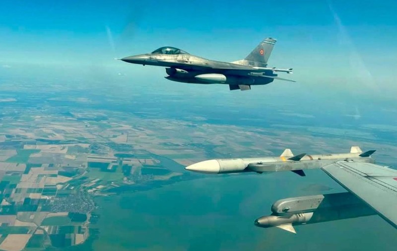 O dronă a zburat aproximativ 20 de minute în spațiul aerian al României și a fost doborâtă în Ucraina: resturi din aparat au căzut în zona localității Periprava