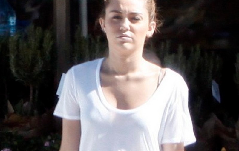 Foto | În ce hal arată Miley Cyrus nemachiată!