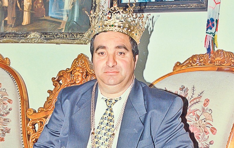 Regele A MURIT, TRĂIASCĂ Regele! Uite CINE VA FI NOUL REGE AL ROMILOR. DETALII INEDITE