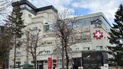 Ucraina ar vrea să confiște în România un bloc asociat Rusiei din Piața de Gaulle proiectat de Marcel Iancu