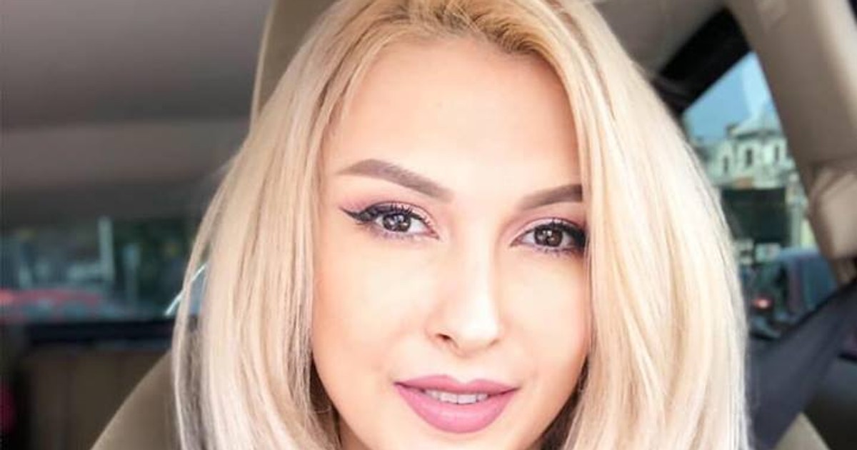 Andreea Bălan a ajuns iar în vizorul Iuliei Albu. "Mai nou, face vlog în/din lift, la naiba!"