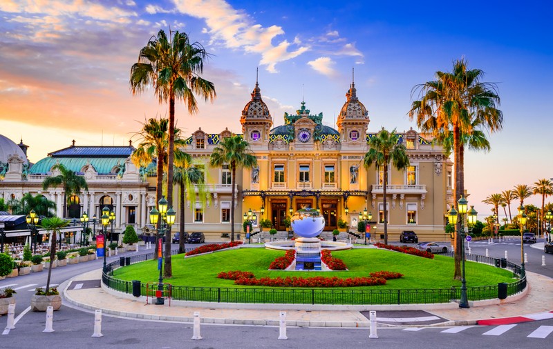 Cum se numesc locuitorii din Monaco
