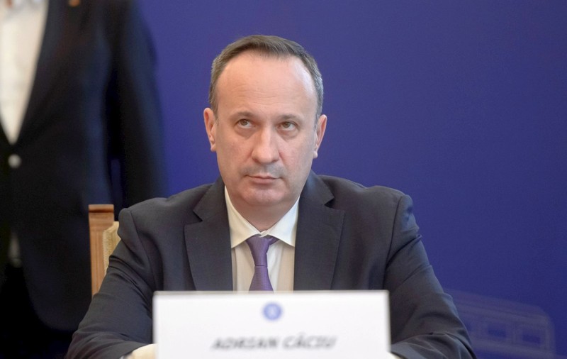 Ministrul Finanţelor: Cu siguranţă salariul minim o să fie de 3.000 de lei