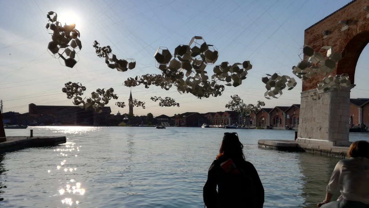 Tomás Saraceno (Argentina), „On the Disappearance of Clouds”, la Arsenale