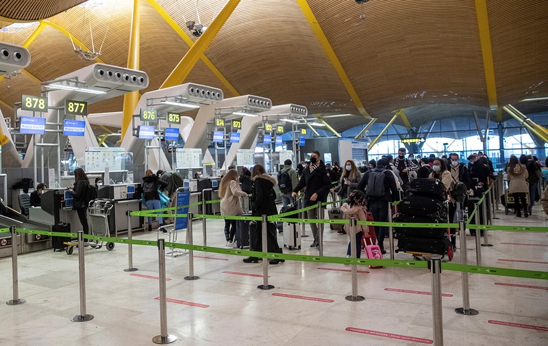 Scenariul pesimist pentru turiștii din UE: câte țări, atâtea pașapoarte COVID, incompatibile și greu de verificat