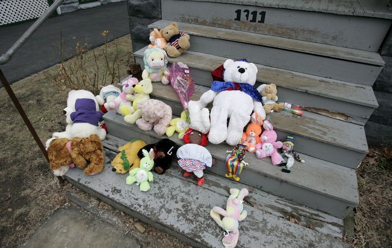 Un copil de 11 ani şi-a vândut jucăriile pentru a-şi ajuta familia