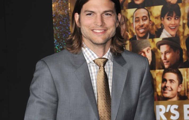 Ashton Kutcher e cel mai bine plătit actor de televiziune 