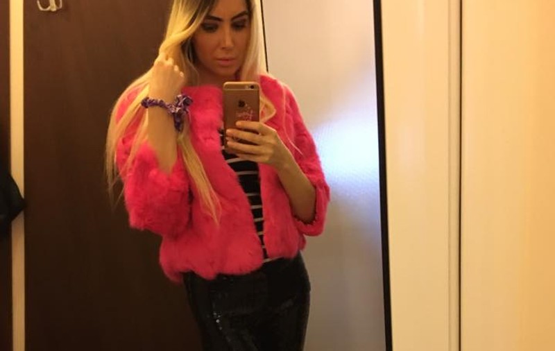 Sexy Brăileanca și-a botezat copilul. Imagini de la creștinarea lui Erik