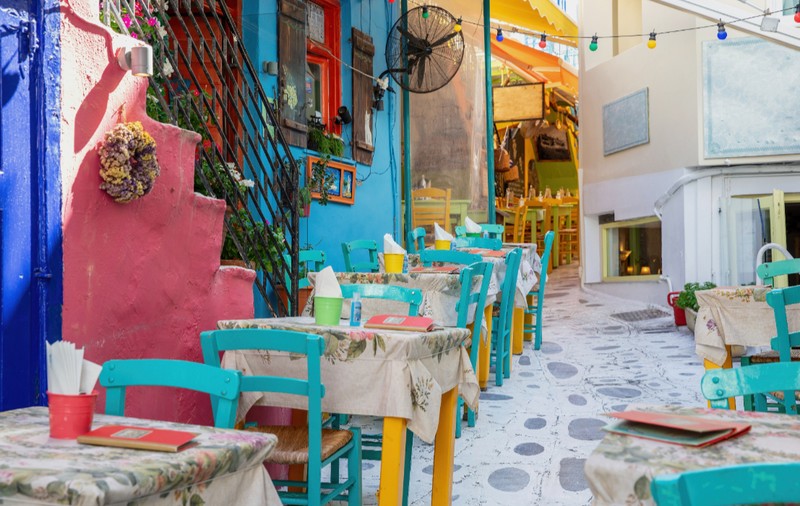 O femeie a plătit 20 de euro ca să meargă pe o insulă mai puțin cunoscută din Grecia și a ajuns într-un paradis culinar