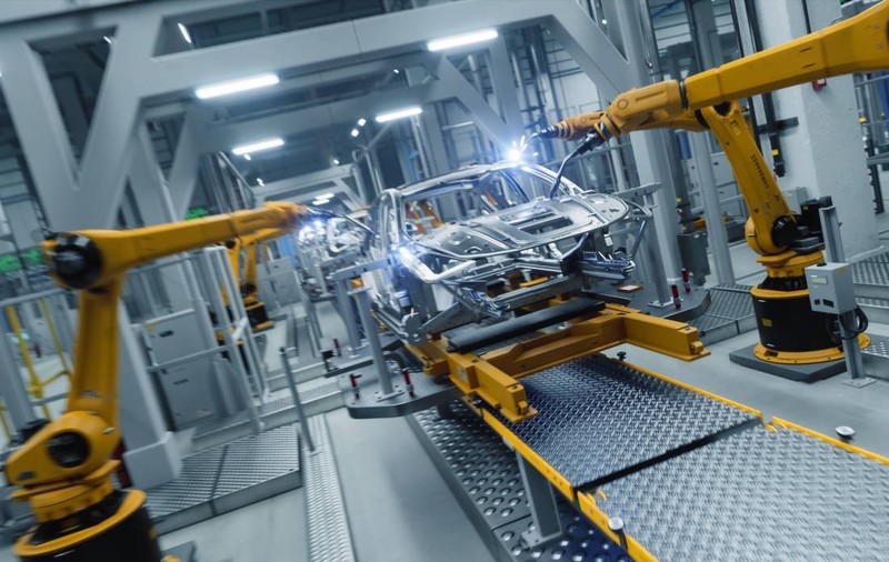 Industria auto globală, afectată semnificativ de noile tarife impuse de administraţia Trump