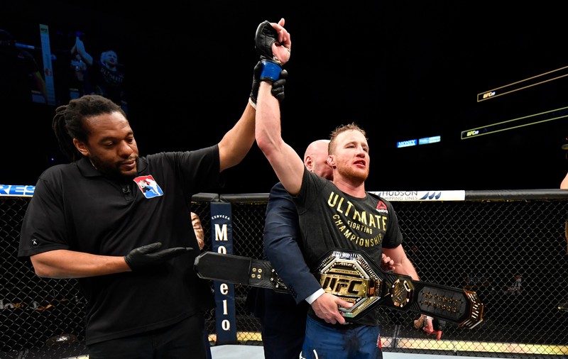 Facă-se voia președintelui Trump! Meciurile din UFC s-au disputat, deși un luptător a fost depistat cu coronavirus. Cine a fost premiantul galei din Florida