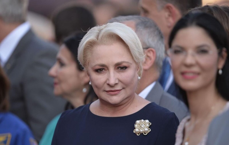 Dăncilă îi cere lui Iohannis să-l demită pe șeful STS în legătură cu crimele de la Caracal