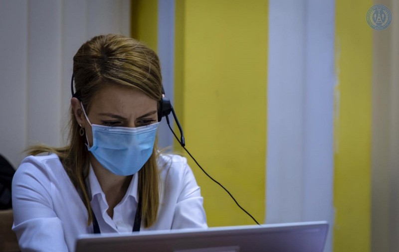 Peste 458.000 de apeluri au fost înregistrate la 112 pentru urgențe legate de COVID-19, în 2020