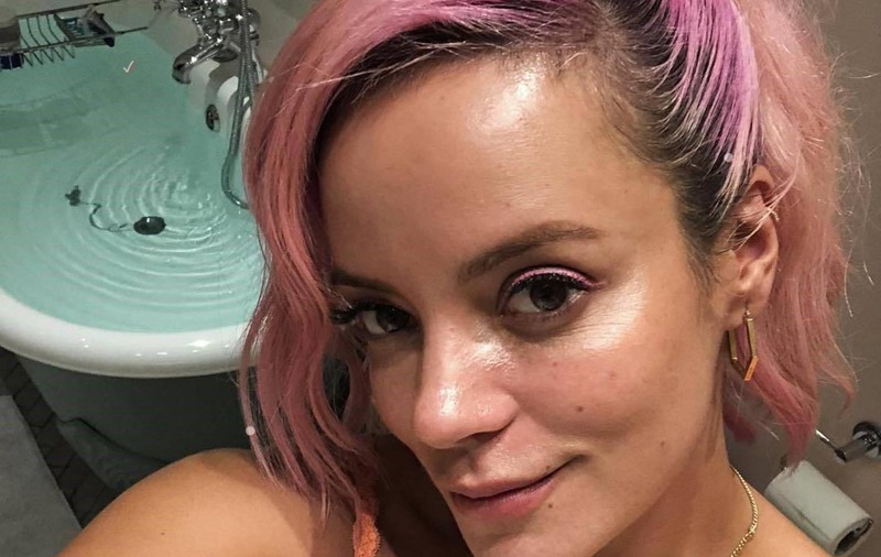Lily Allen, noi dezvăluiri după ce a spus că a plătit partide de sex cu prostituate. „Mă simțeam extrem de singură. Căutam orice”