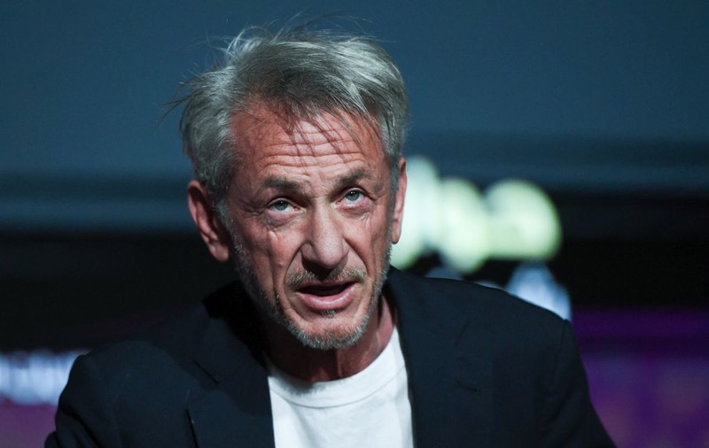 Sean Penn îl compară pe Donald Trump cu un criminal: „Ar putea chiar distruge lumea înainte de a muri”