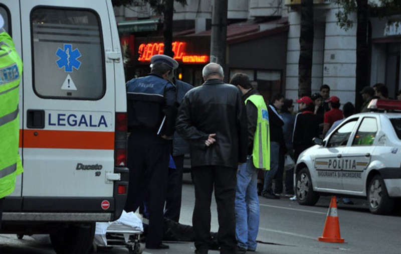 Un poliţist botoşănean s-a sinucis cu arma din dotare