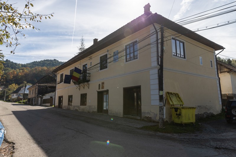 Primăria Roșia Montana. Foto: Vlad Chirea/Libertatea