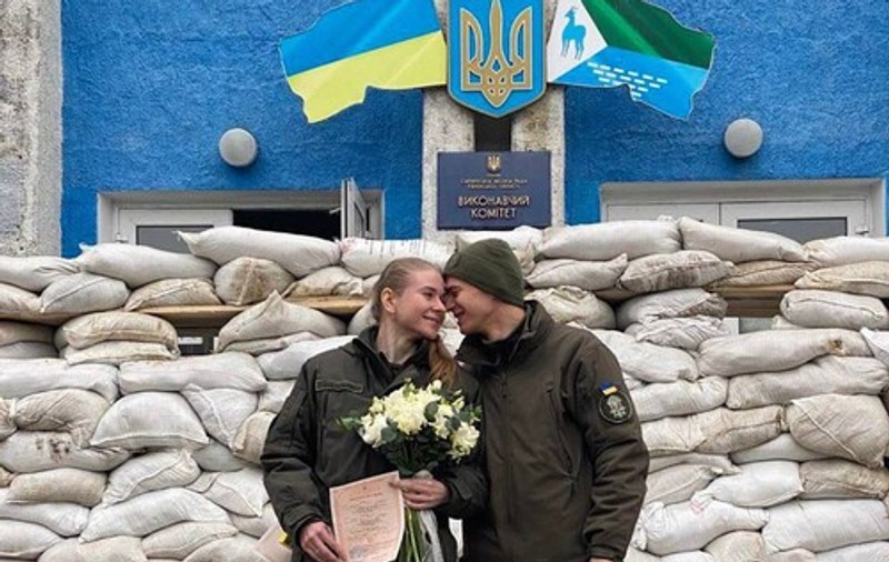 Ucraina a înregistrat peste 10.600 de căsătorii după invazia armatei ruse