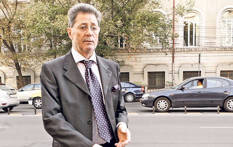 Dinu e bunic | Familia administratorului delegat de la Dinamo este de ieri mai numeroasă cu un membru