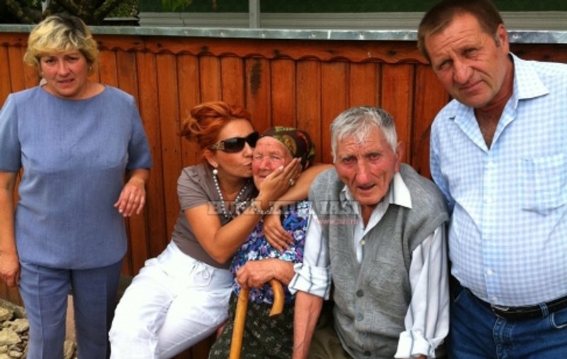 GENIAL! Motivul pentru care TOŢI LOCUITORII unui sat îl susţin pe Băsescu