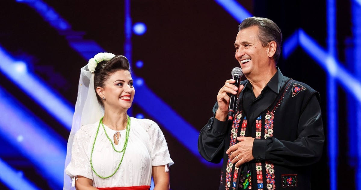 Nea Marin și Larisa, fiica lui