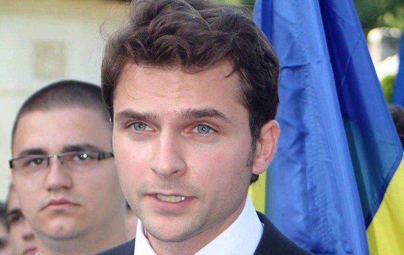 PNL a decis să fuzioneze cu Partidului Acţiunea Civică a Tinerilor (PACT)
