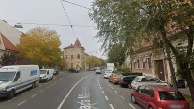 Alarmă cu bombă pe o stradă din Arad. Foto Arad Online
