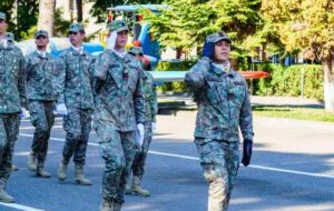 Armata mobilizează mii de oameni în Bucureşti şi Ilfov. Cine sunt cei chemaţi la instrucţie