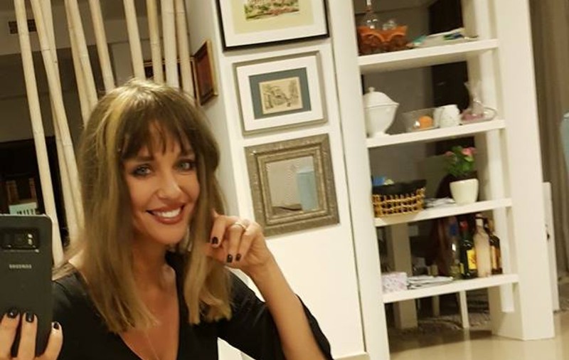 Tania Budi a împlinit 50 de ani, dar arată ca la 25. Ce bărbați celebri i-au fost alături la petrecerea aniversară