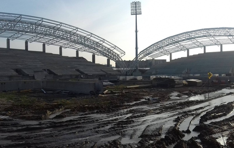 Situația stadioanelor din Arad. ”Bătrâna Doamnă”, condamnată la pribegie: arenele UTA și Motorul nu vor fi gata nici în 2018! / FOTO