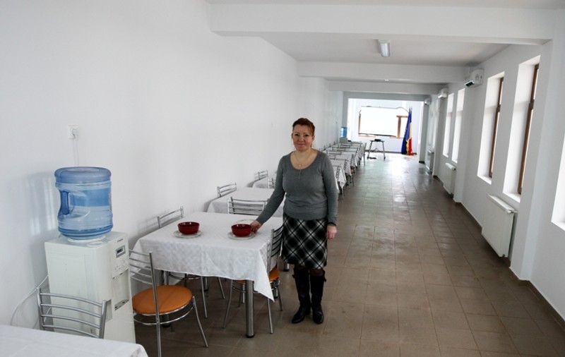 S-a deschis PRIMA CANTINĂ PENTRU COPIII SĂRACI din Bucureşti| FOTO