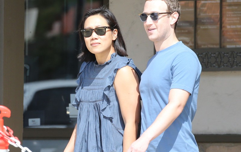 Secrete din viața celor mai bogați «tocilari». Zuckerberg a vrut să-și învețe fetița de doi ani să facă programare