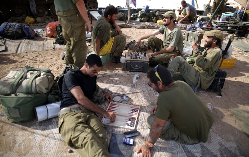 A intrat în vigoare armistiţiul din Fâşia Gaza, între Hamas şi Israel. Armata israeliană s-a retras