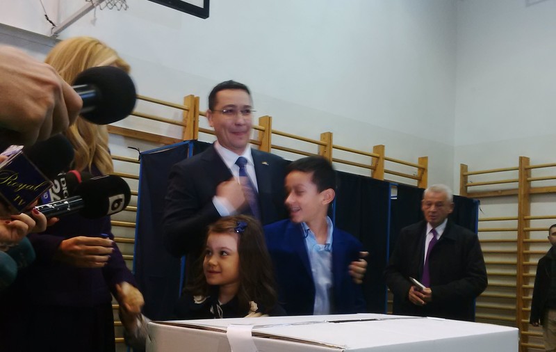 ALEGERI PREZIDENȚIALE 2014. Victor Ponta A VOTAT! Care este MESAJUL LUI?