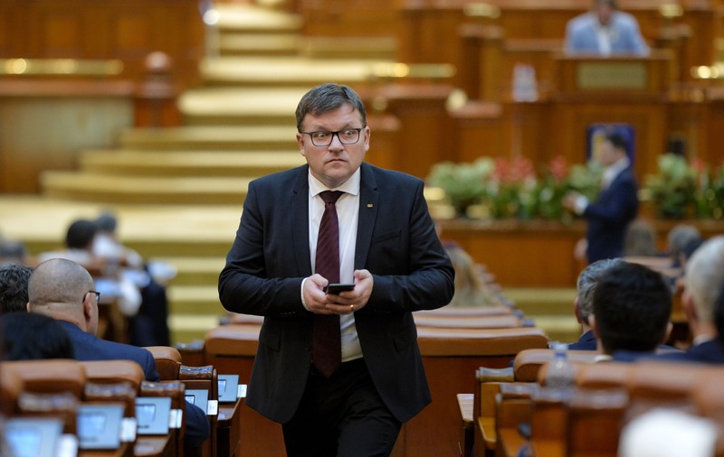 Ministrul Muncii: "Va fi o problemă cu plata pensiei minime în cazul în care OUG 114 va fi abrogată"