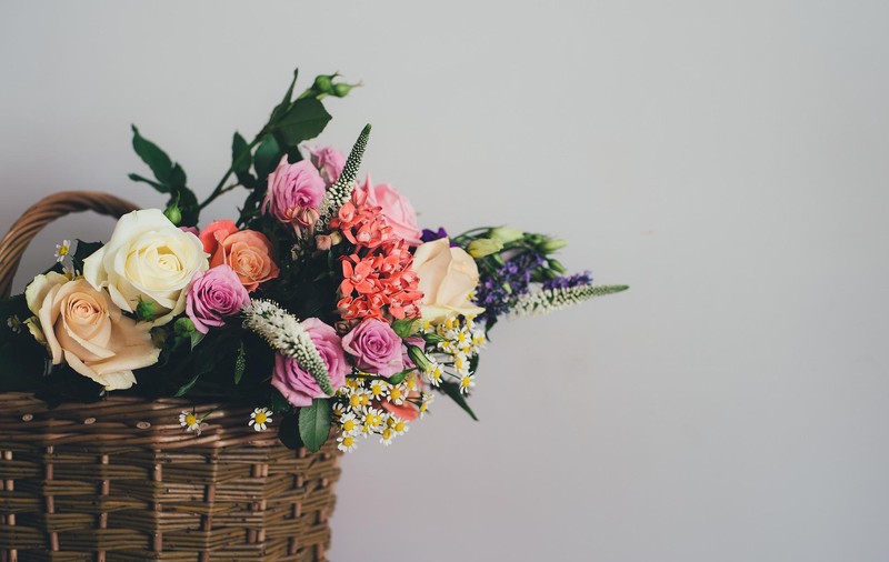Aranjamente florale: 3 materiale necesare pentru un DIY de succes