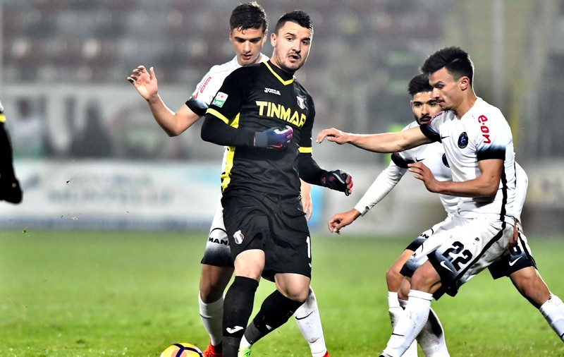 Cupa României, sferturi: Viitorul - Astra 1-3. Șumudică l-a eliminat pe Hagi și ajunge în premieră în semifinale / LIVETEXT&VIDEO