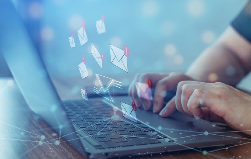 Cum să trimiți un fișier mare prin e-mail