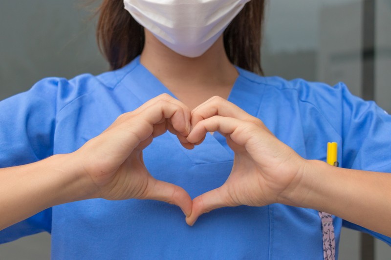 Grija și empatia personalului medical sunt printre motivele datorită cărora românii aleg sistemul privat de sănătate