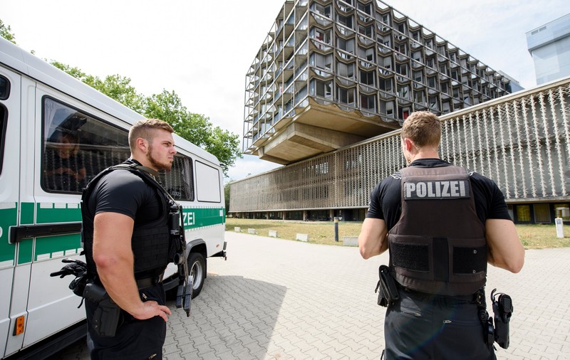 Doi oameni au fost împușcați mortal la o sinagogă, în Germania. Poliția a reținut un suspect | UPDATE