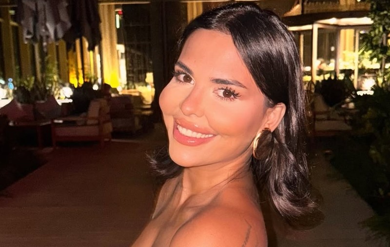 Andreea Popescu s-a plâns că nu este căutată de bărbați. Mesajul primit pe Instagram a lăsat-o fără cuvinte: „Nu știa dacă să mă aleagă pe mine sau pe Oana Roman”