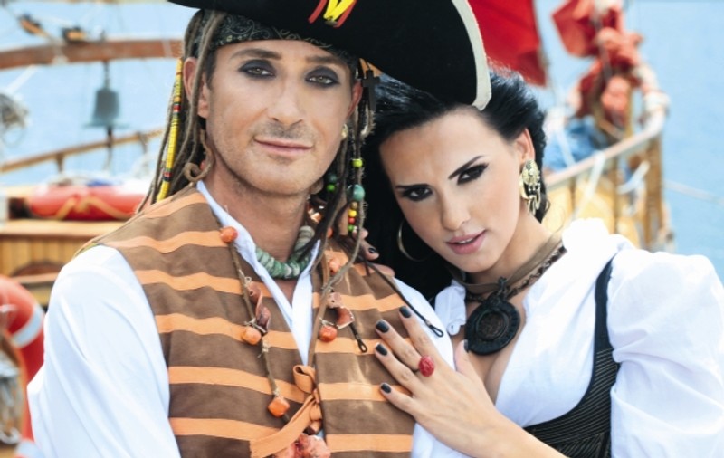 Piratul Radu Mazăre a ”răpit-o” pe frumoasa Lavinia